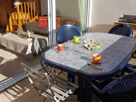 T3 climatisé avec terrasse et piscine collective à Saint-Cyprien : photo 6