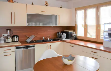 Appartement 120 m² avec terrasse barbecue à Autun : photo 5