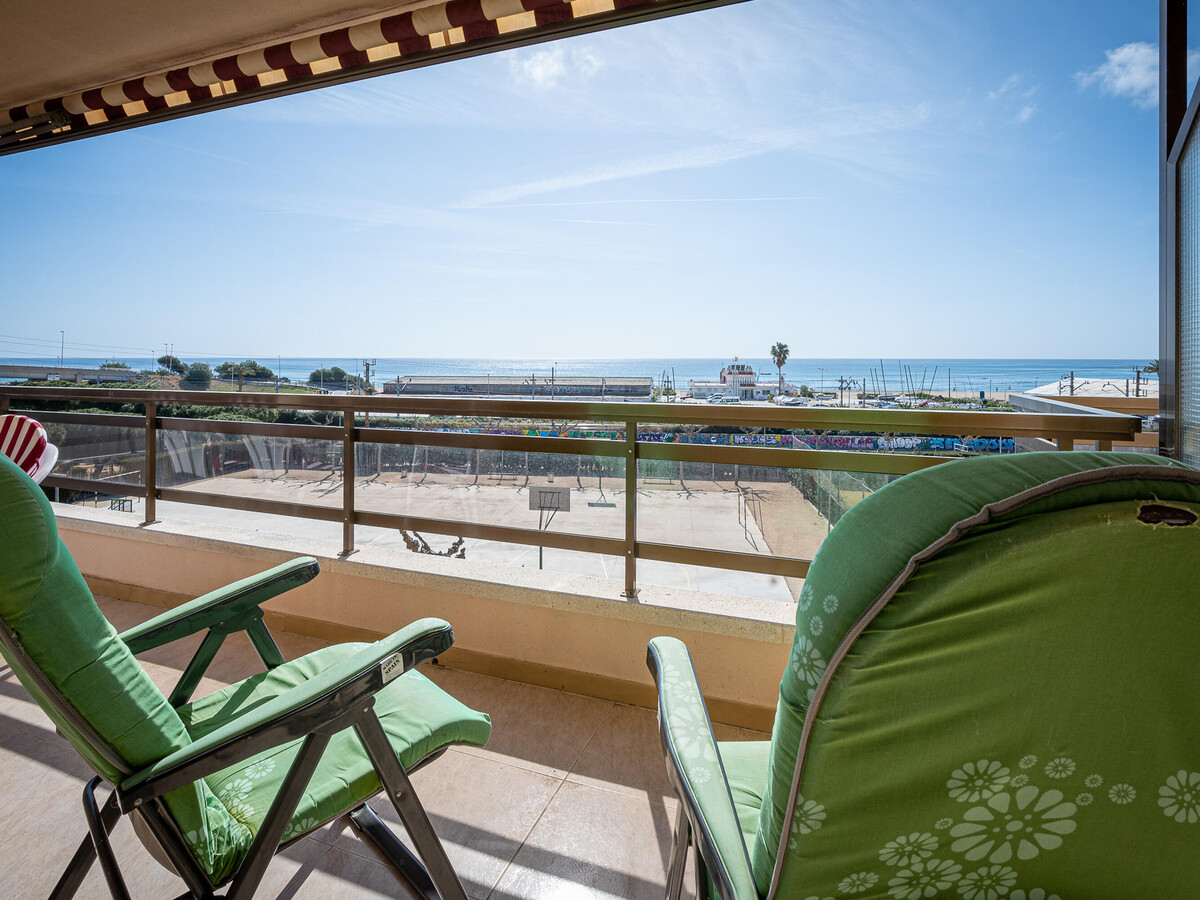 Appartement 3 chambres avec vue mer et 2 piscines - Photo 3