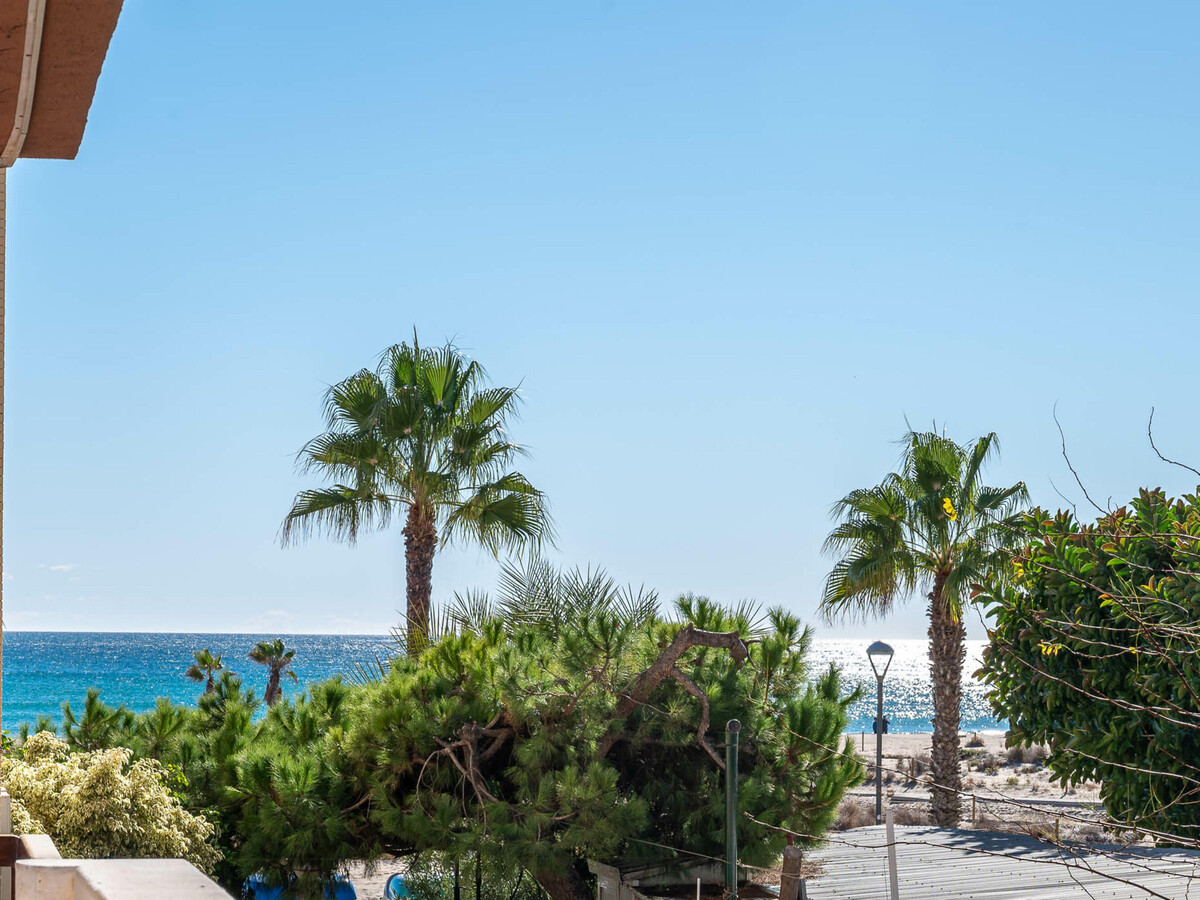 Appartement face à la plage avec piscine - Torredembarra - Photo 3