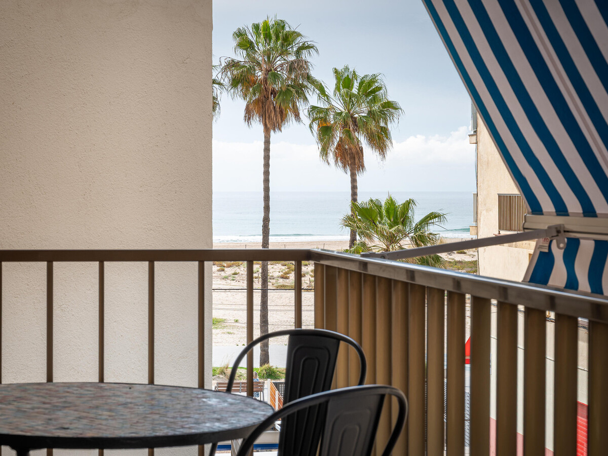 Appartement vue mer première ligne de plage, Torredembarra - Photo 1