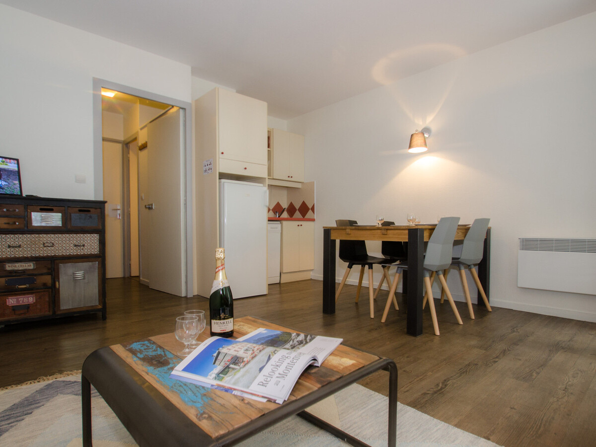 Studio 25m² Chamonix Sud, balcon Mont-Blanc, ski-bus 50m - Photo 8