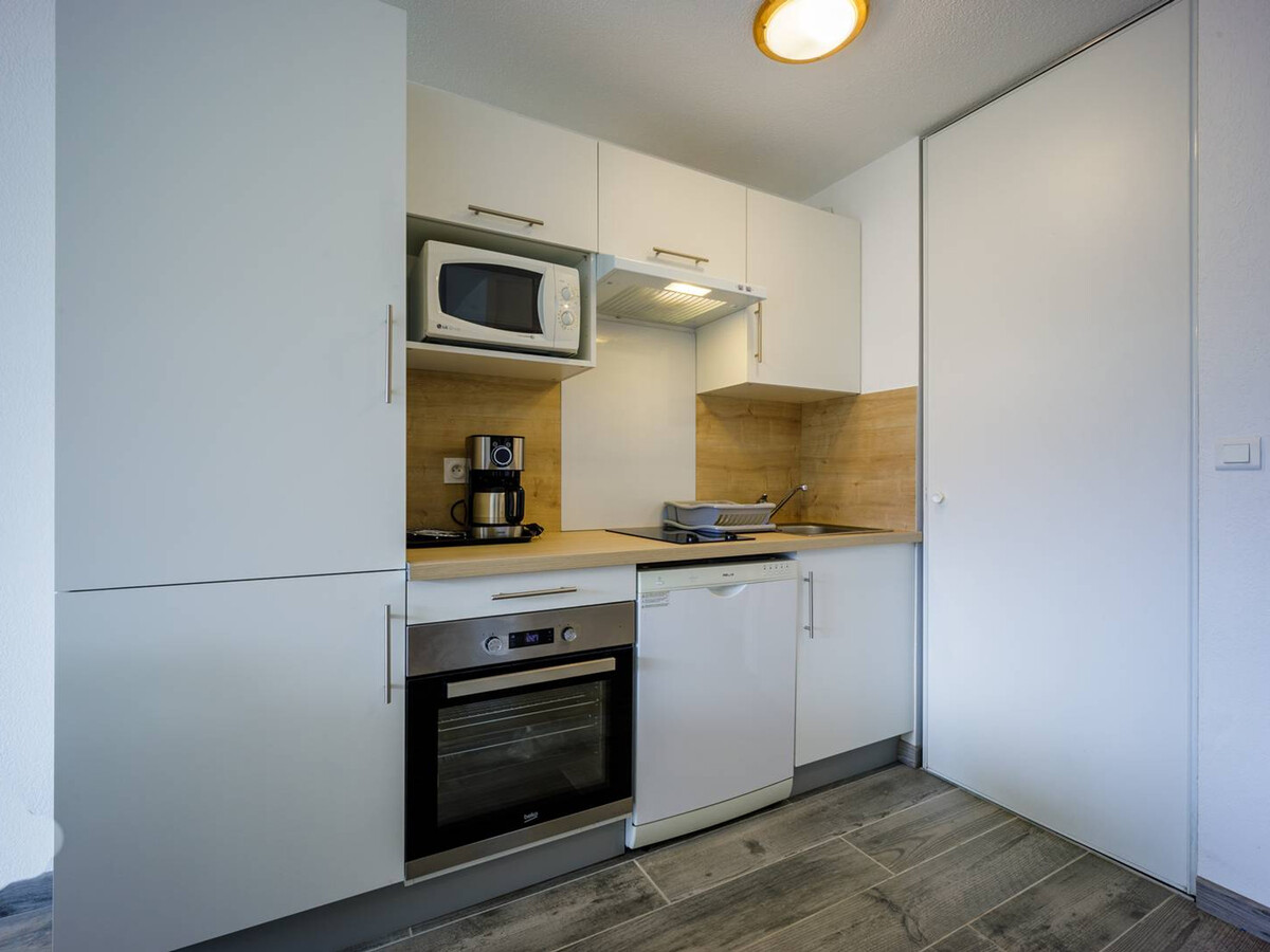 Appartement neuf 6 pers., parking gratuit, accès pistes 5 min - Photo 7