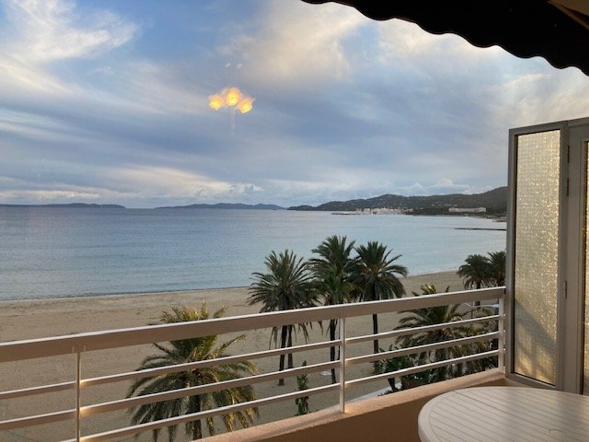 Appartement T2 au Lavandou avec terrasse vue mer - Photo 2