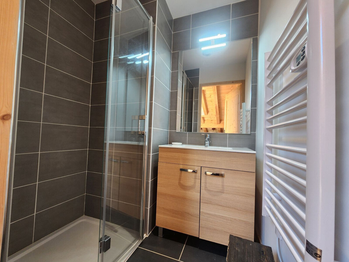 T4 atypique 120 m² vue panoramique à Samoëns - Photo 13