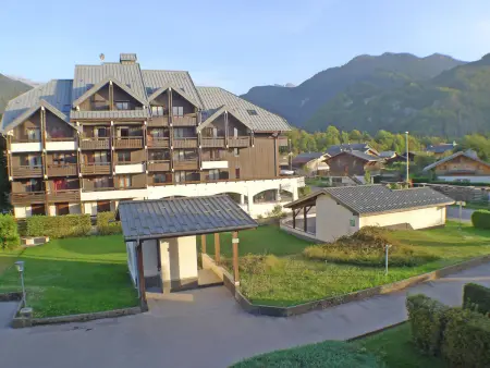 Studio 20m² centre Samoëns, balcon, parking privatif : photo 7