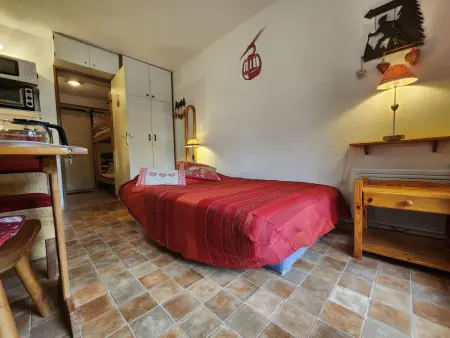 Studio 20m² centre Samoëns, balcon, parking privatif : photo 13