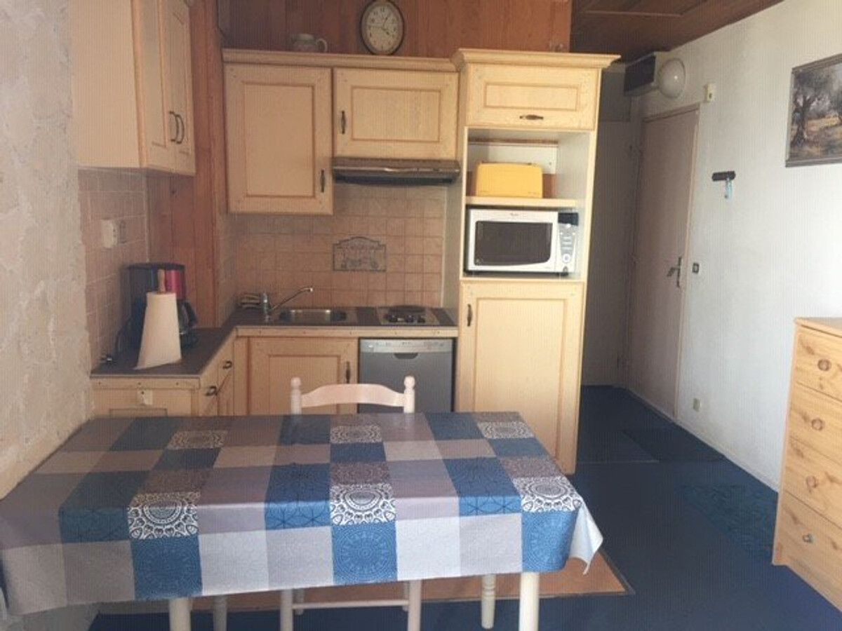 Studio 6 pers. Arette, 9e étage, accès direct pistes - Photo 2