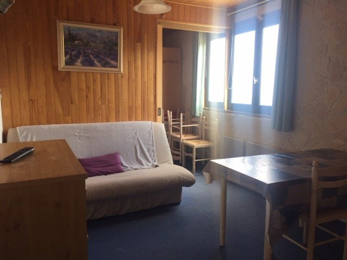 Studio 6 pers. Arette, 9e étage, accès direct pistes - Photo 4