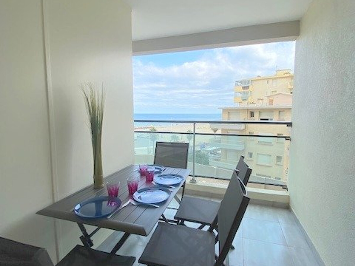 T2 bord de mer avec terrasse vue, 4 pers à Canet-Plage - Photo 8