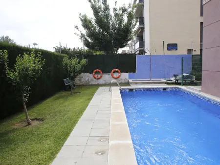 Location appartement à Torredembarra, AT061 Estació: Apartamento céntrico con piscina comunitaria