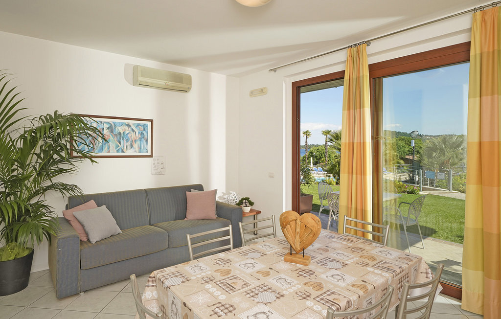 Appartement 45m² vue lac de Garde, piscine commune - Photo 3