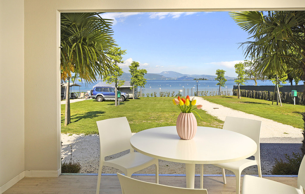 Suite Living Deluxe – Appartement vue lac avec piscine - Photo 3