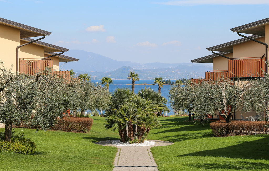 Suite Living Deluxe – Appartement vue lac avec piscine - Photo 7