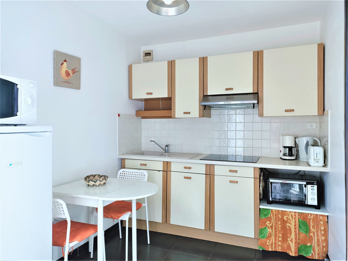 T1 moderne 32 m² terrasse sud-est et parking privé - Photo 4
