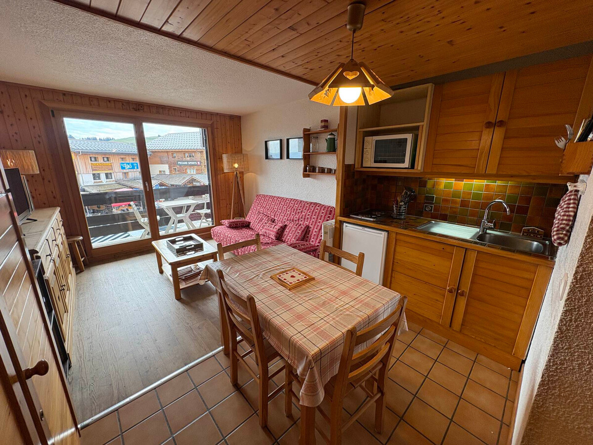 Studio cabine 4 pers. aux Saisies, vue pistes - Photo 5