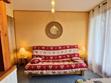 Studio 4 pers Saint-Michel-de-Chaillol, balcon sud, vue vallée : photo 7