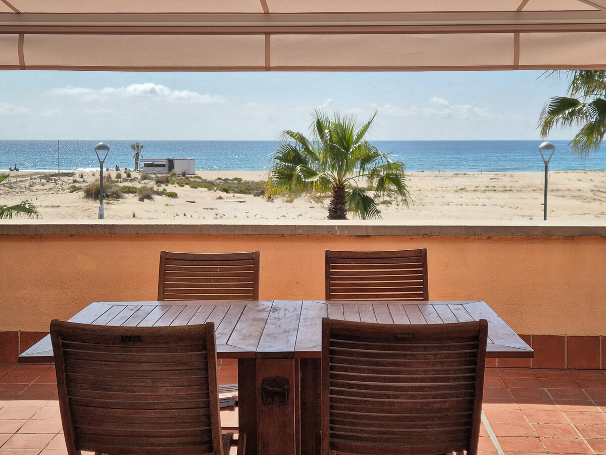 Appartement vue mer avec terrasse à Torredembarra - Photo 4