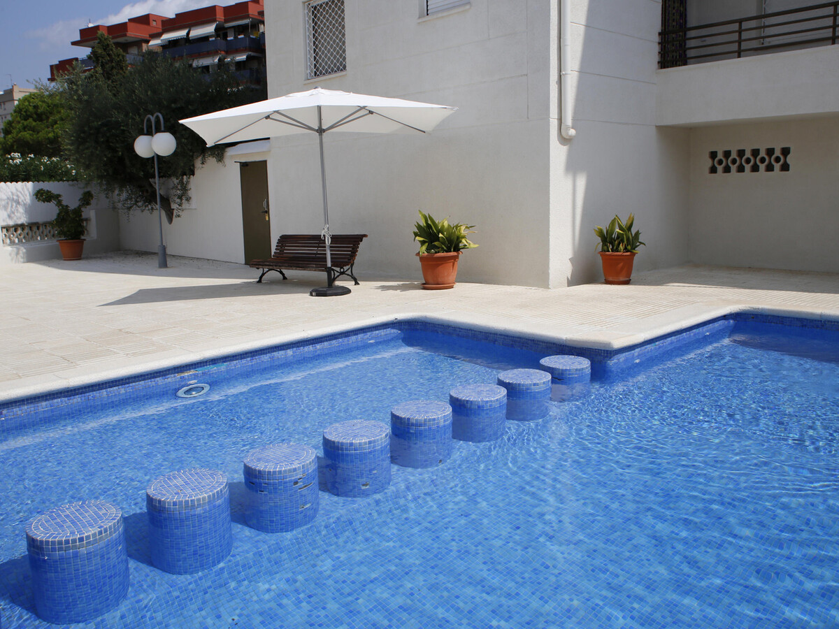 Appartement 3 ch. à 150 m de la plage, piscine et parking - Photo 3