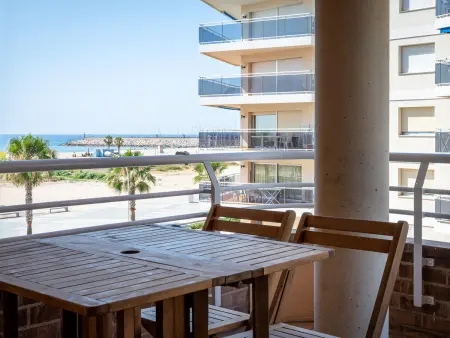 Appartement bord de mer, piscine et parking à Torredembarra : photo 3