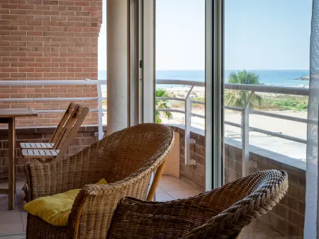 Appartement bord de mer, piscine et parking à Torredembarra : photo 5