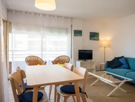 Appartement bord de mer, piscine et parking à Torredembarra : photo 8