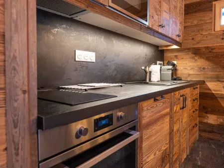 Appartement rénové cœur Alpe d'Huez, parking inclus : photo 6