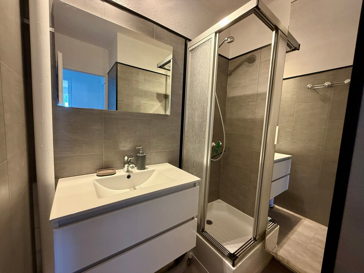Appartement 6 pers. vue mer directe, parking privé - Photo 13