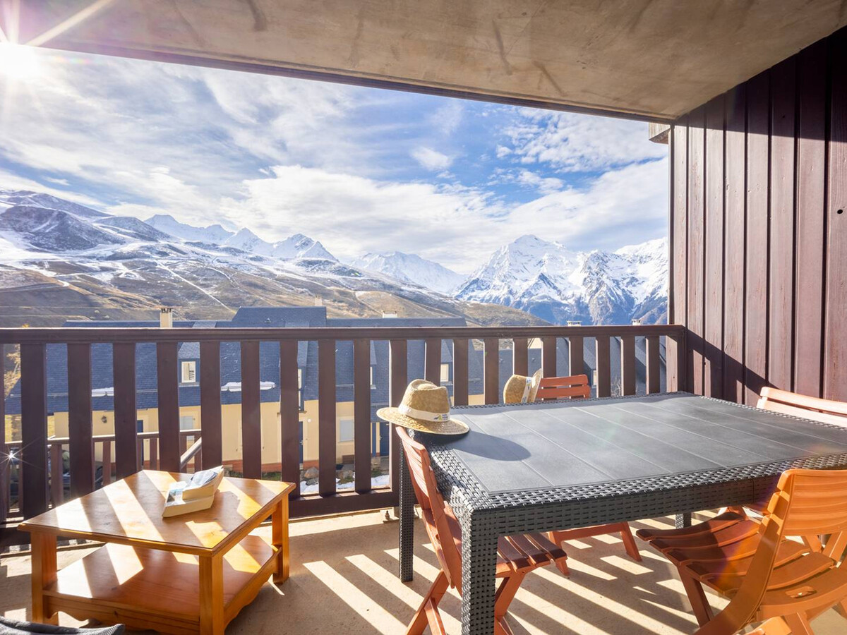 Appartement rénové 8 pers. à Peyragudes, balcon, parking gratuit - Photo 4