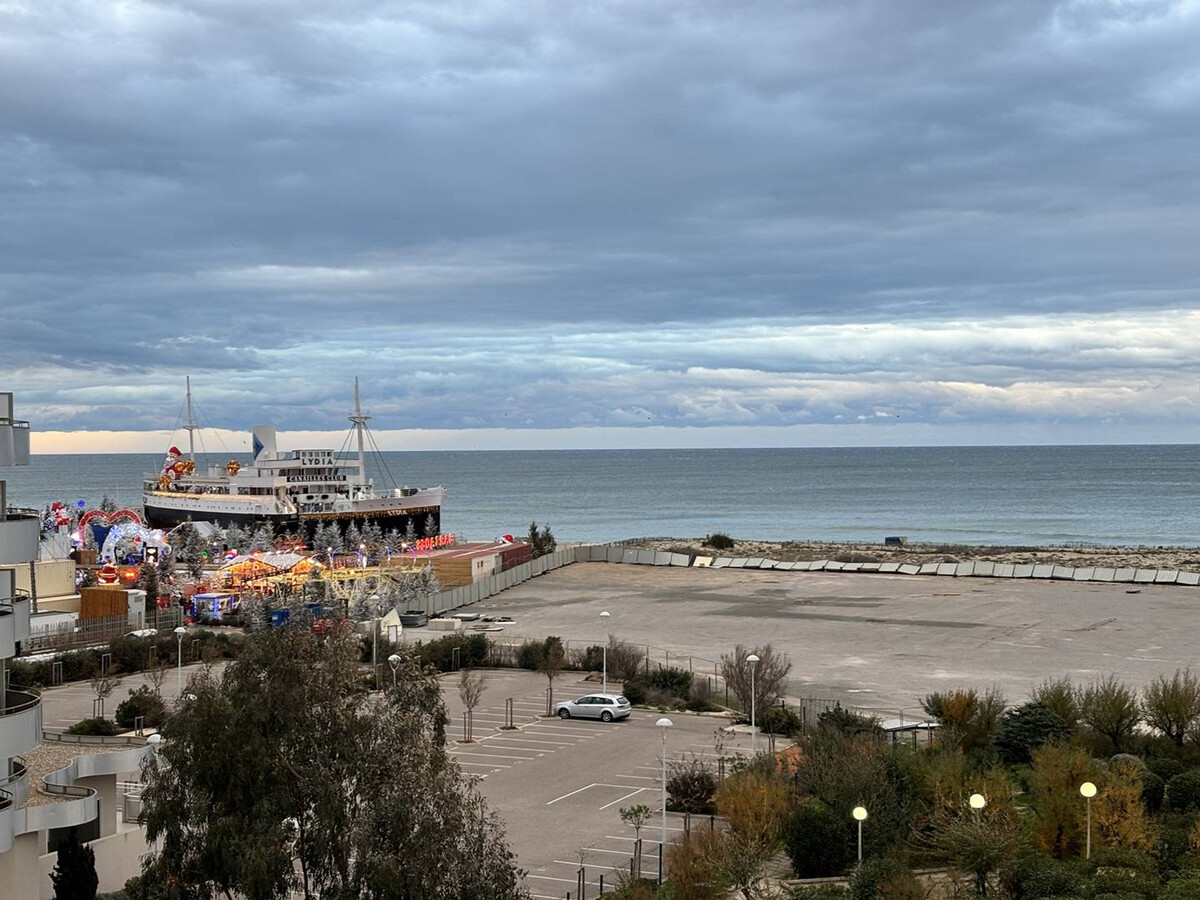 Studio face mer avec vue sur le Lydia au Barcarès - Photo 13