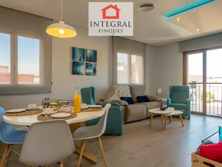 Location appartement à Palamós, Luxueux Appartement Moderne, 2 Chambres, Proche Plage, Parking Inclus