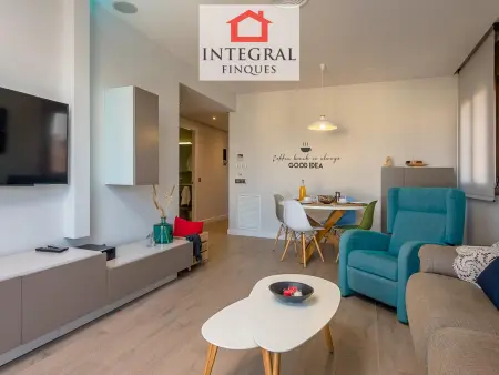 Luxueux Appartement Moderne, 2 Chambres, Proche Plage, Parking Inclus - Photo 3