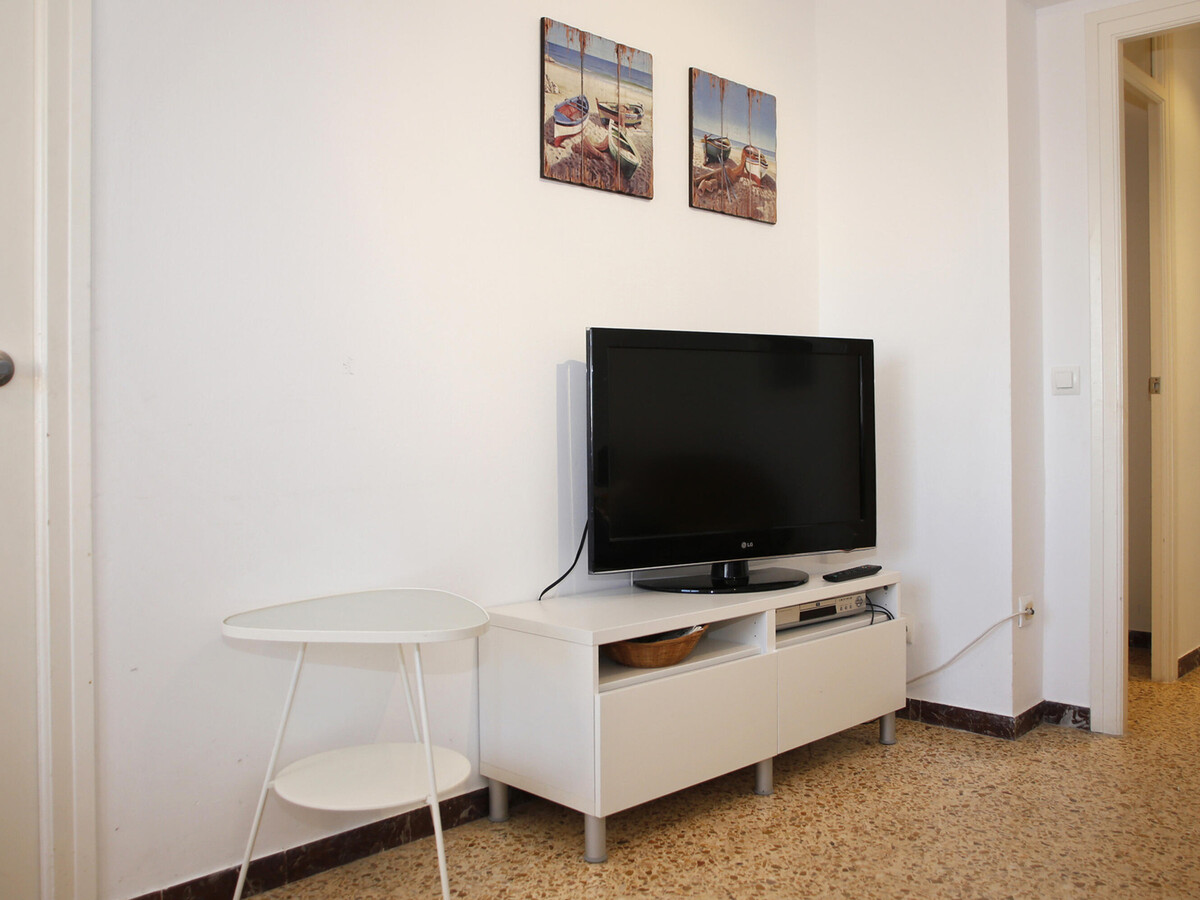 Appartement rénové en première ligne de plage à Torredembarra - Photo 9