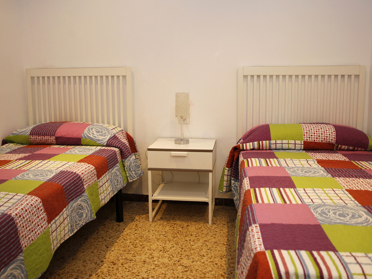 Appartement rénové en première ligne de plage à Torredembarra - Photo 16