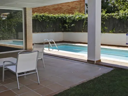 Location appartement à Torredembarra, AT067 Mediterrani: Apartamento con piscina comunitaria cerca de la playa