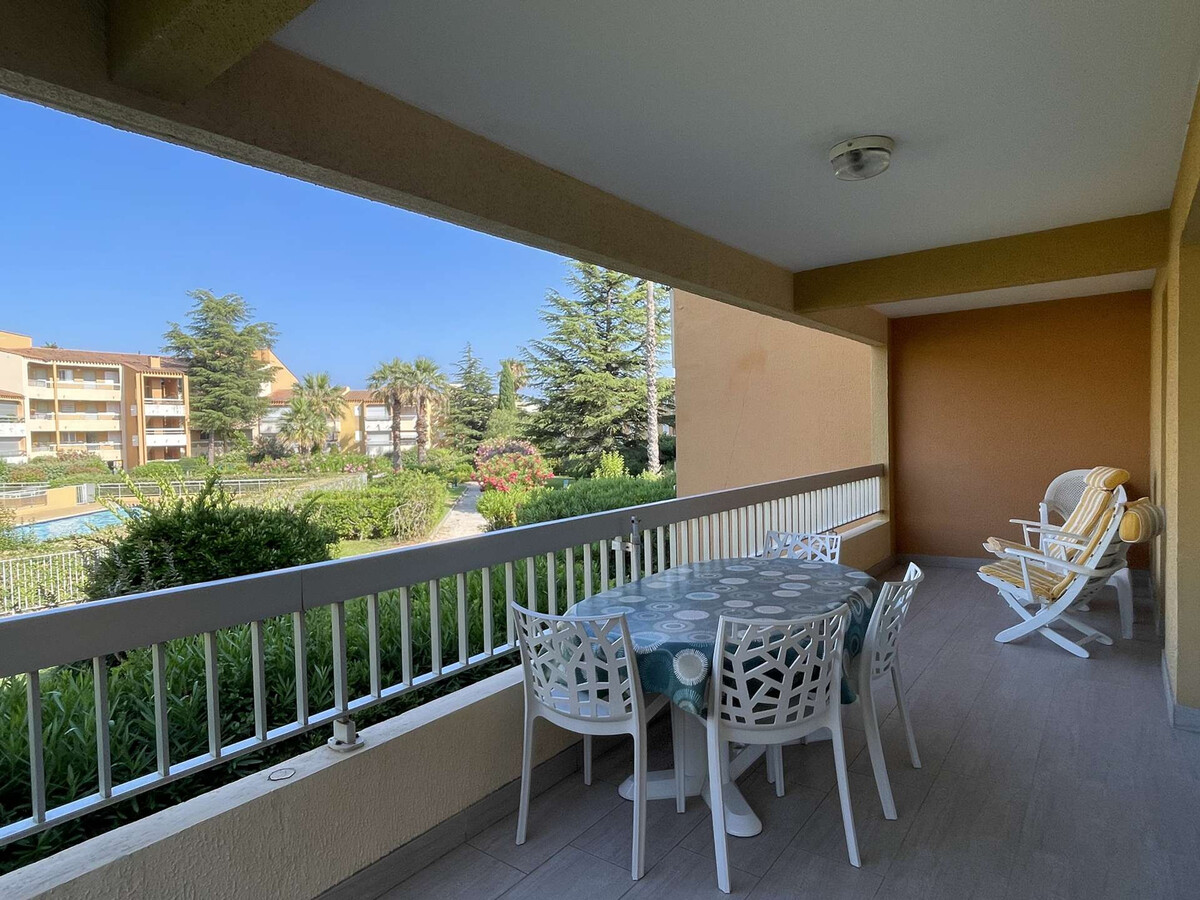 3 pièces climatisé, terrasse 20 m² au Lavandou - Photo 2