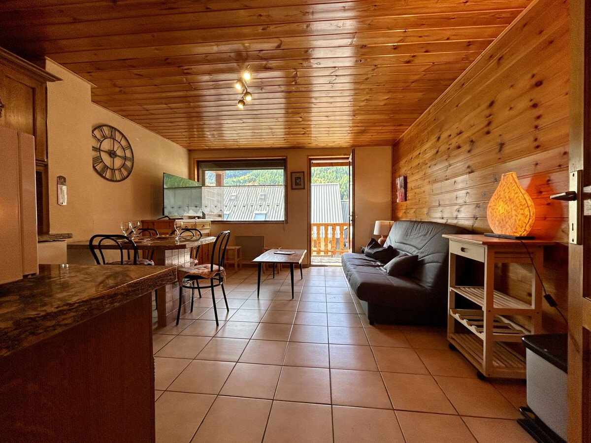 T2 balcon montagne avec parking à La Salle-les-Alpes - Photo 1