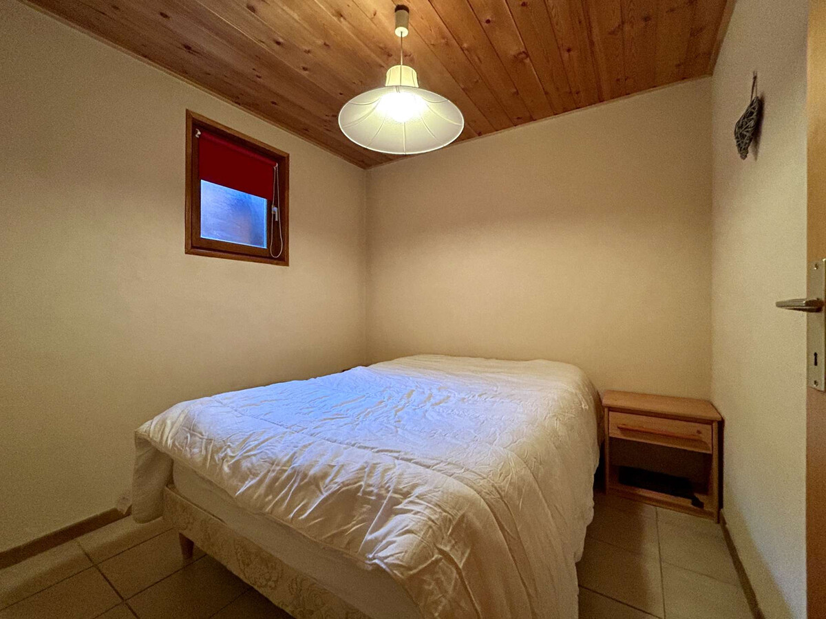 T2 balcon montagne avec parking à La Salle-les-Alpes - Photo 7