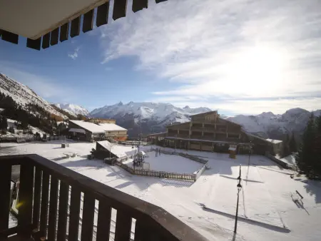 Studio cabine 4 pers, balcon sud vue glacier - Auris : photo 5