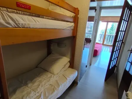 Studio cabine 4 pers, balcon sud vue glacier - Auris : photo 12