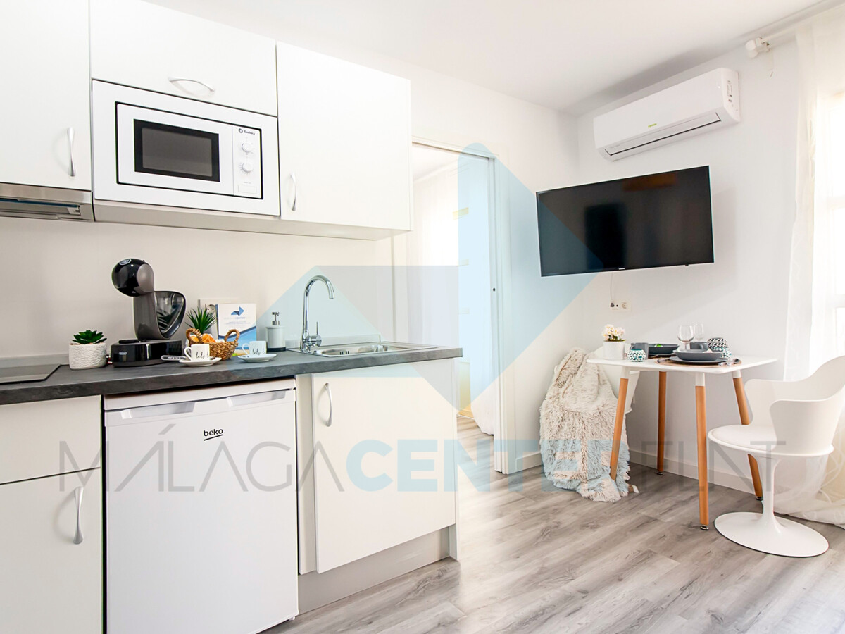 Appartement rénové face à la cathédrale à Málaga - Photo 8