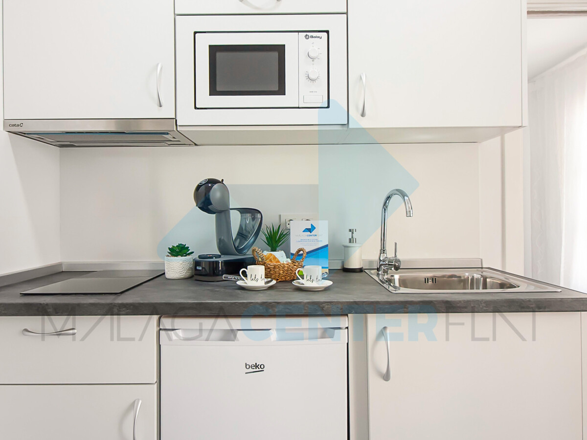 Appartement rénové face à la cathédrale à Málaga - Photo 10