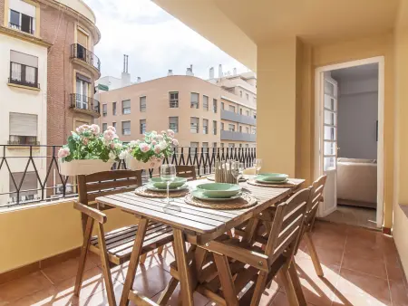 Location appartement à Málaga, Appartement Lumineux 3 Chambres avec Terrasse au Cœur de Málaga
