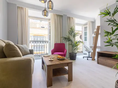 Location appartement à Málaga, Appartement rénové avec balcon, centre de Malaga, 1 chambre, WiFi, climatisation, cuisine équipée