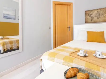 Penthouse rénové au cœur de Malaga, 1 chambre, balcon, clim, Wi-Fi, proche restaurants et bars - Photo 7