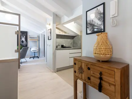 Penthouse rénové au cœur de Malaga, 1 chambre, balcon, clim, Wi-Fi, proche restaurants et bars - Photo 12