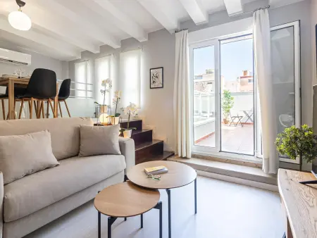 Penthouse rénové au cœur de Malaga, 1 chambre, balcon, clim, Wi-Fi, proche restaurants et bars - Photo 15