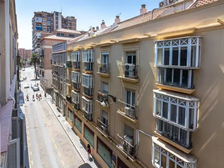 Penthouse rénové au cœur de Malaga, 1 chambre, balcon, clim, Wi-Fi, proche restaurants et bars - Photo 22