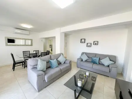 Appartement rénové 3 chambres au cœur de Málaga, proche gare AVE et plage - Photo 4