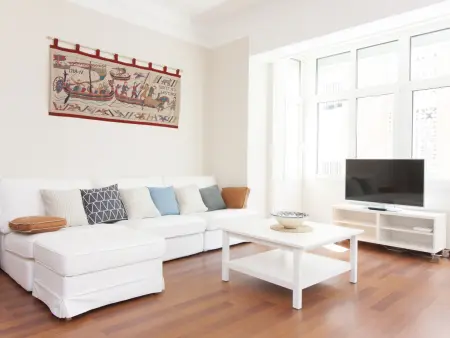 Appartement Lumineux au Cœur de Malaga, Proche Musée, Cathédrale et Théâtre Romain - Photo 2